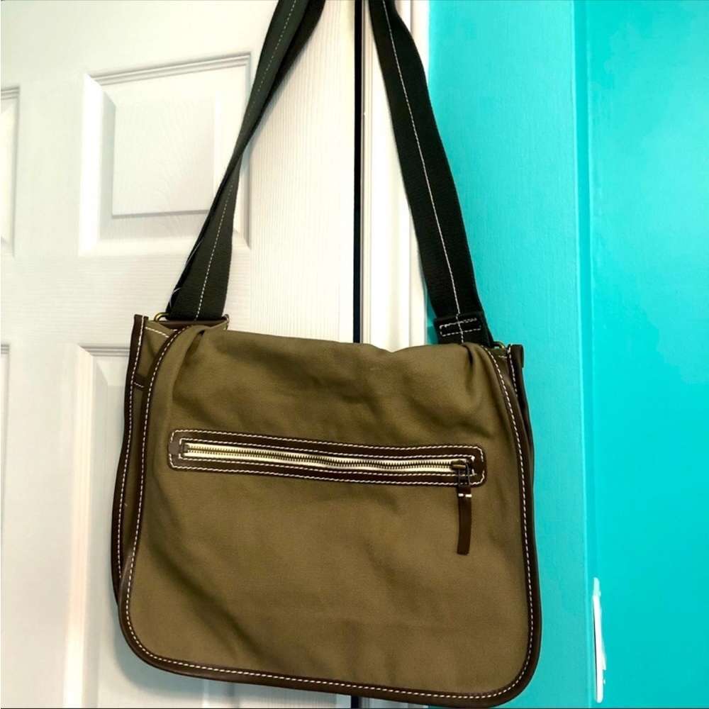 Nautica canvas messenger bag NWT